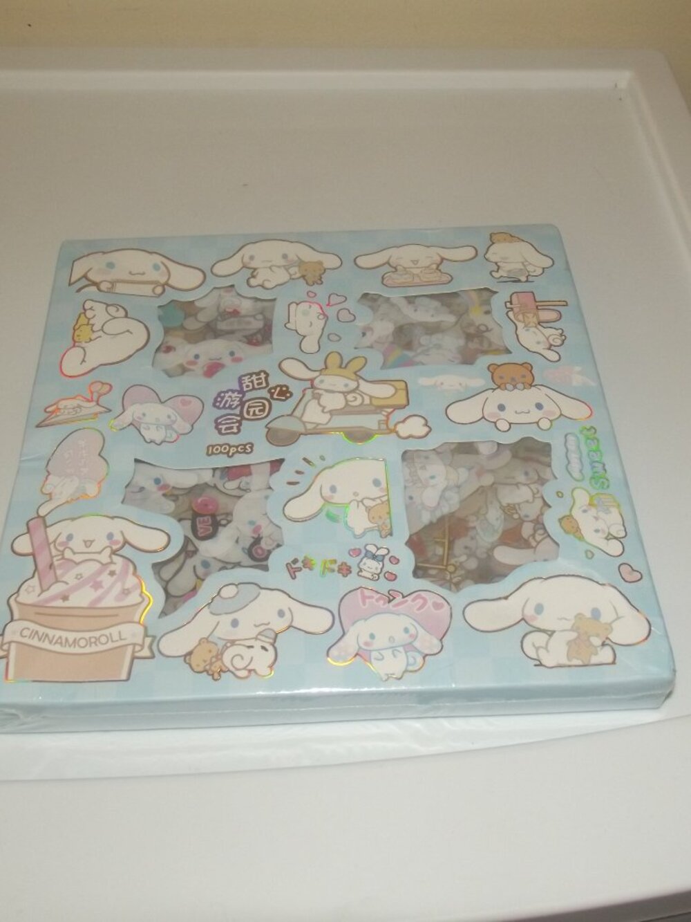 Box of Sanrio (Cinnamonroll) 100 Stickers--NEW